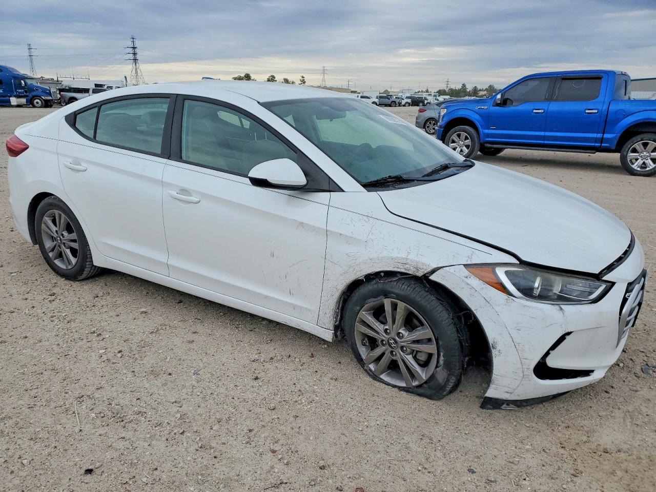 2017 HYUNDAI ELANTRA SE photo 4