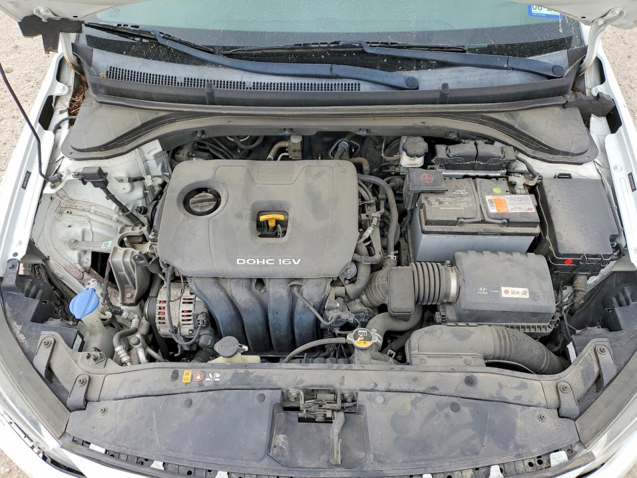2017 HYUNDAI ELANTRA SE photo 11