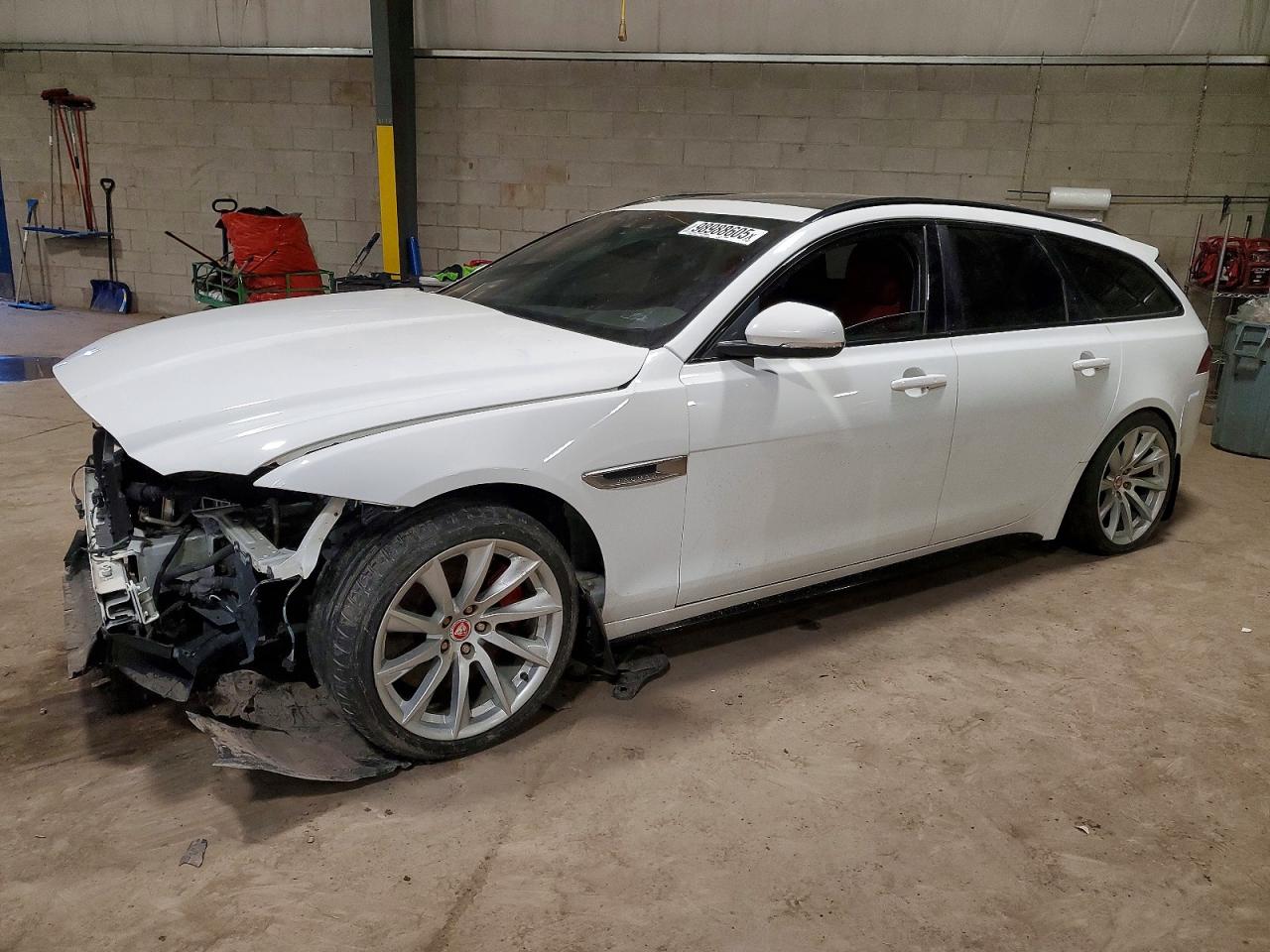 2018 JAGUAR XF