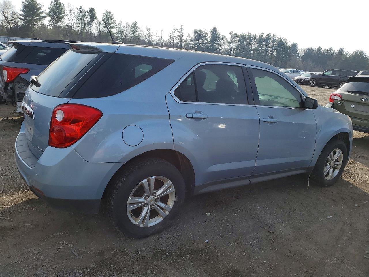 2014 CHEVROLET EQUINOX LS photo 3