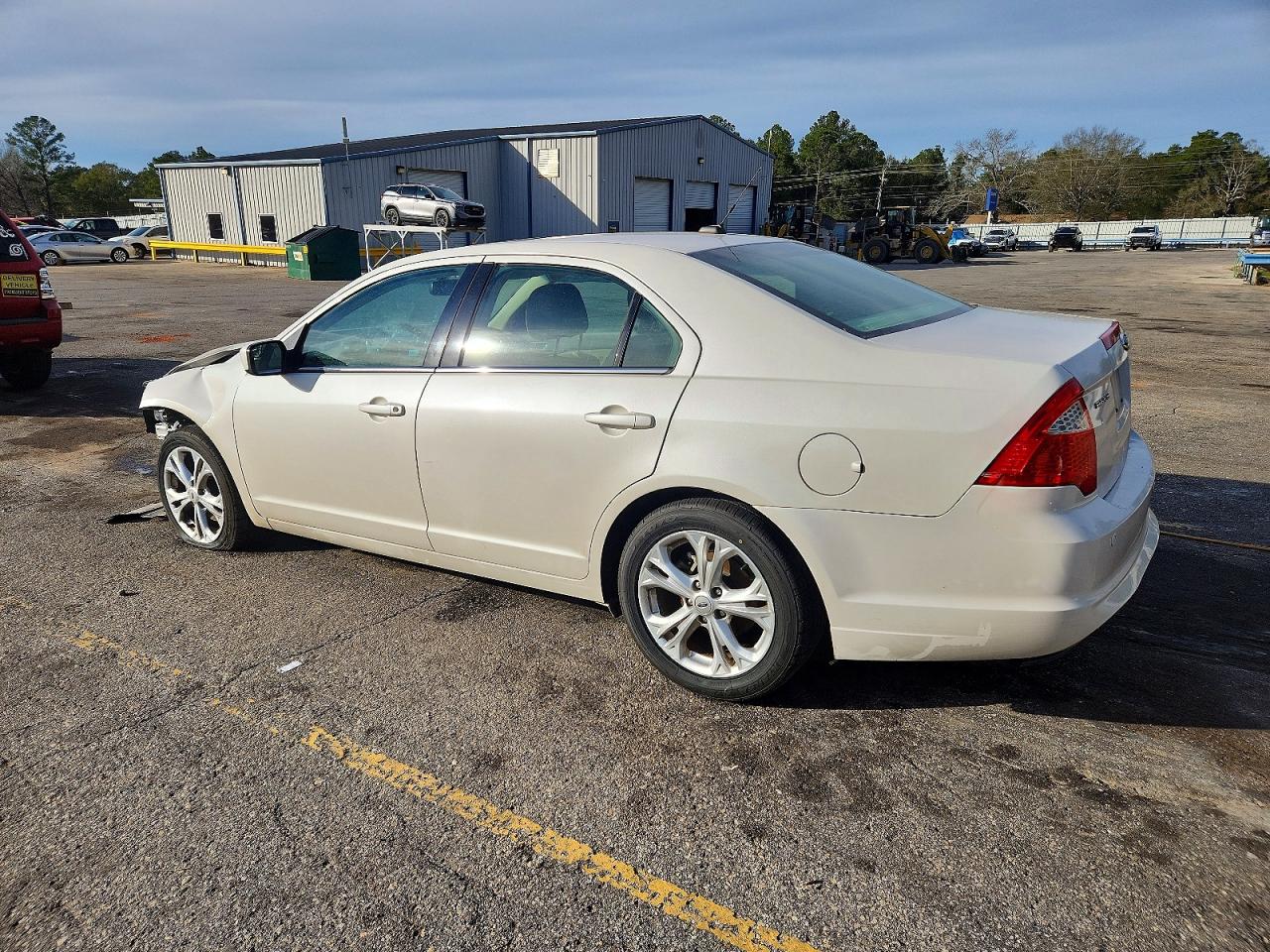 2012 FORD FUSION SE photo 2