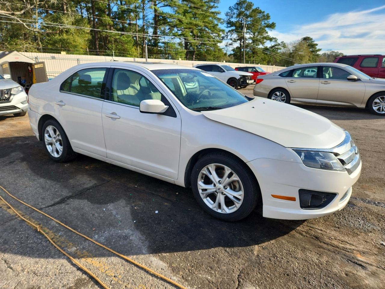 2012 FORD FUSION SE photo 4