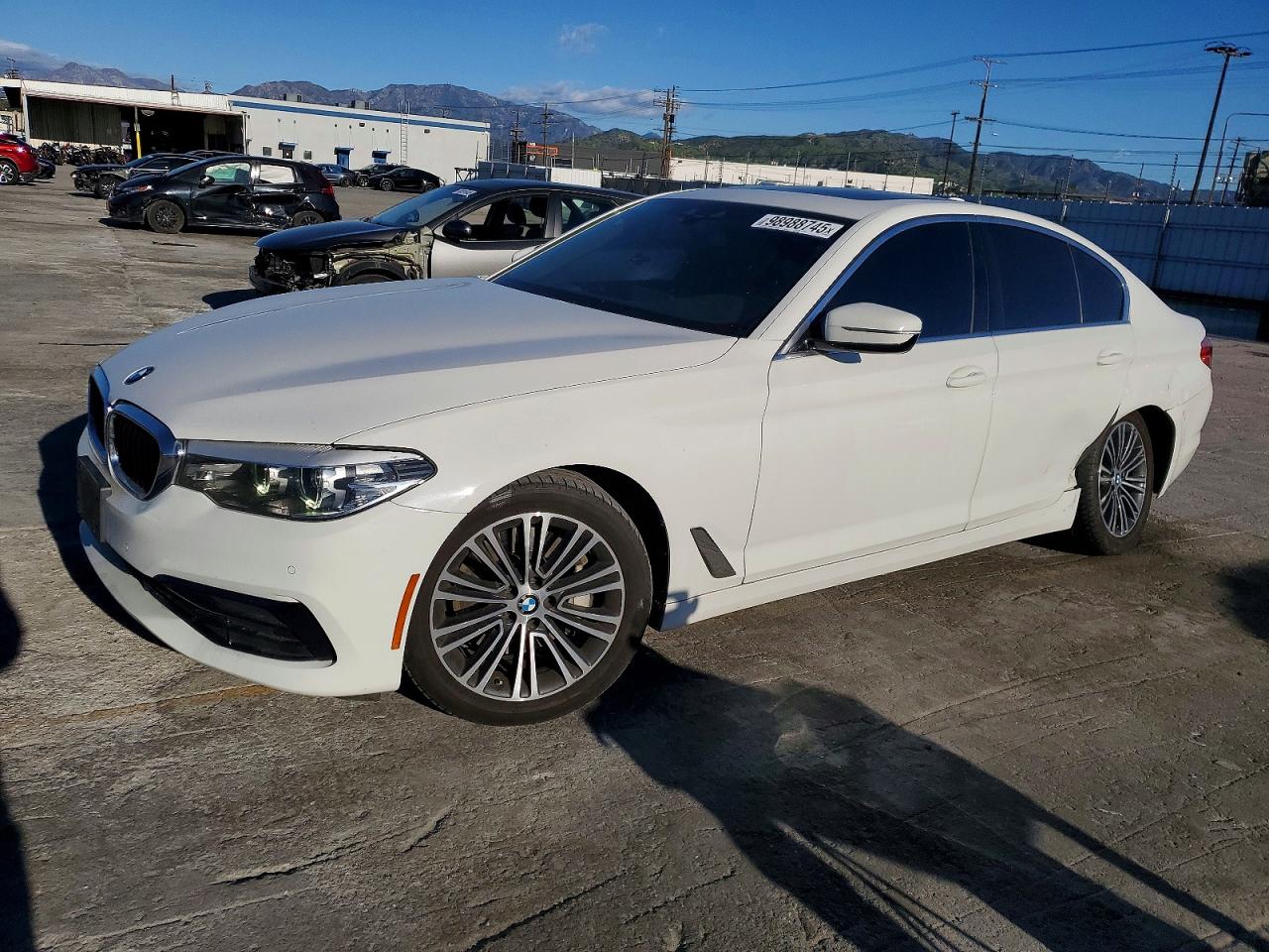 2019 BMW 530