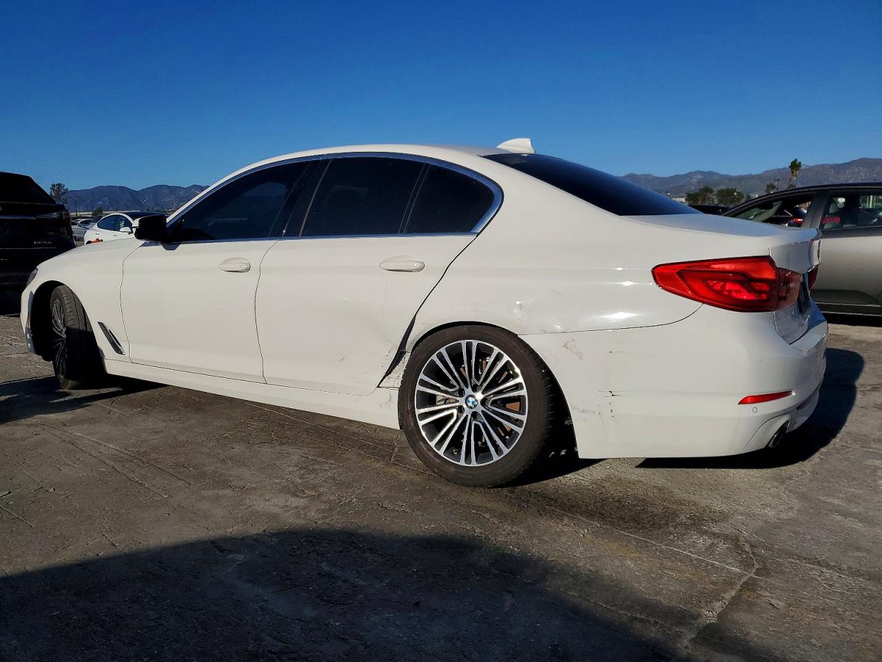 2019 BMW 530 I photo 4