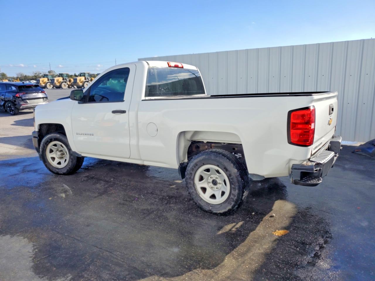 2014 CHEVROLET SILVERADO C1500 photo 2