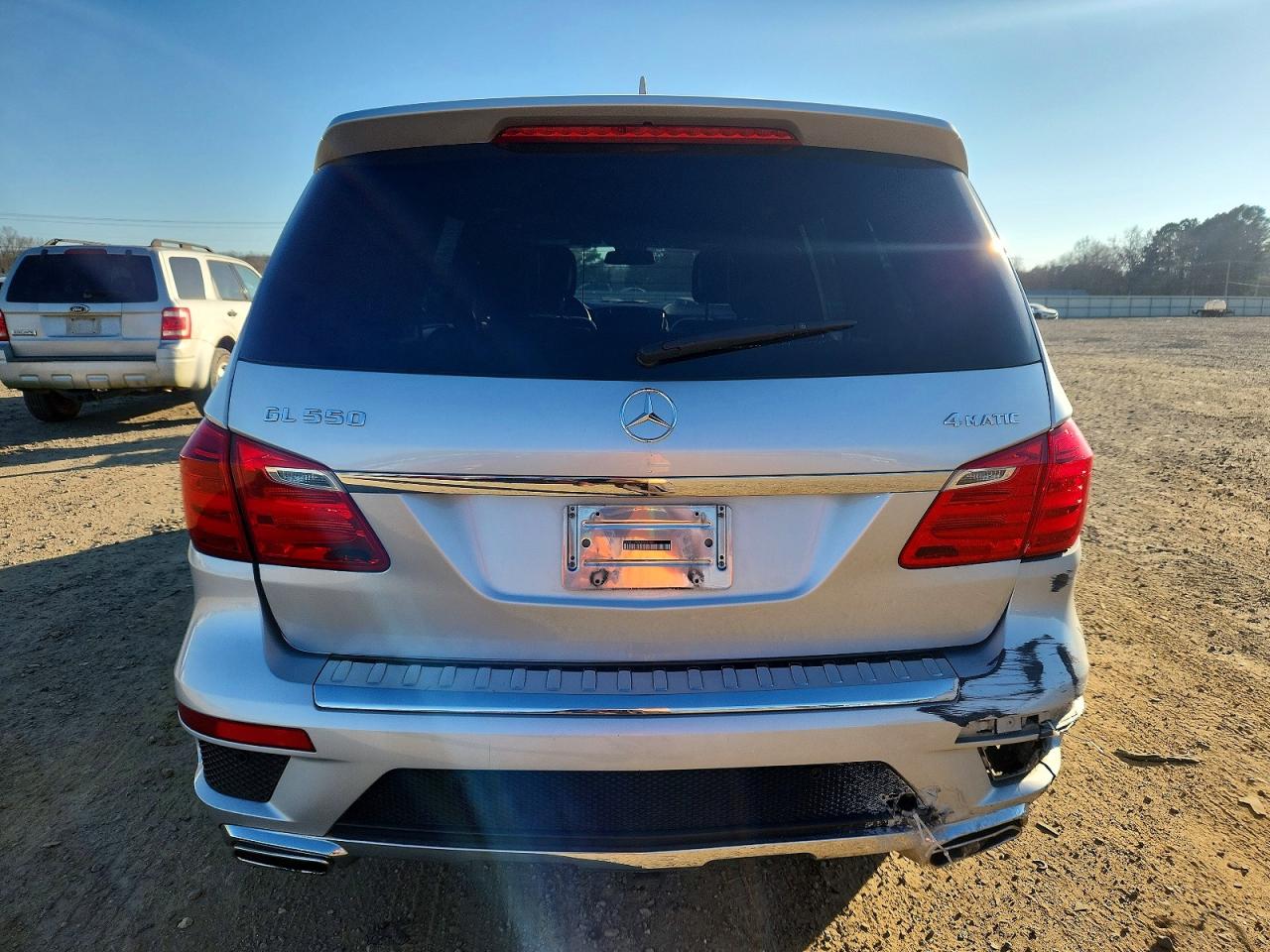 2015 MERCEDES-BENZ GL 550 4MATIC photo 6