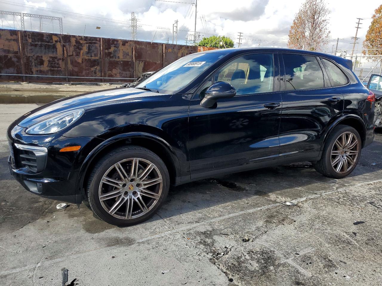 2018 PORSCHE CAYENNE