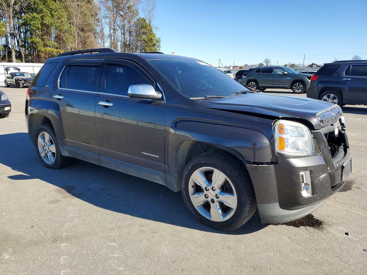 2015 GMC TERRAIN SLT photo 10