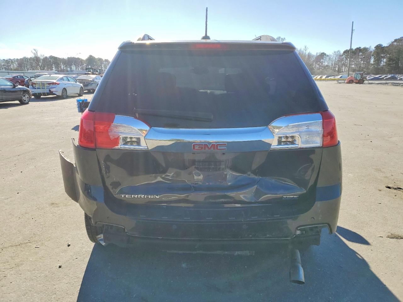 2015 GMC TERRAIN SLT photo 16