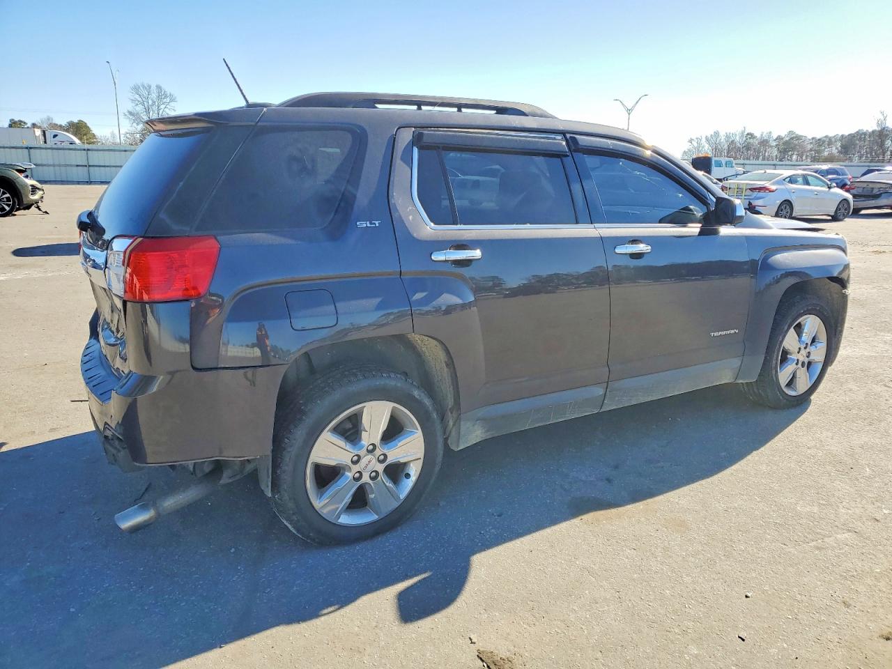 2015 GMC TERRAIN SLT photo 7