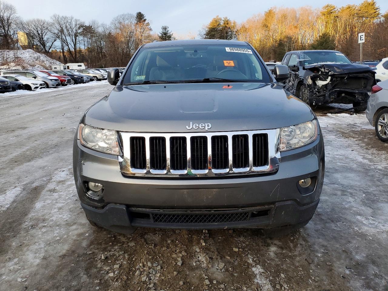 2012 JEEP GRAND CHEROKEE LAREDO photo 5