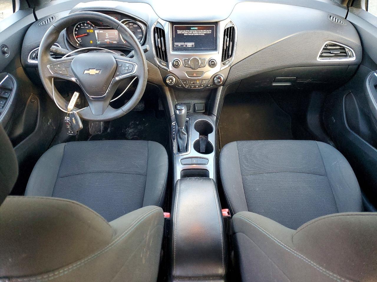 2016 CHEVROLET CRUZE LT photo 8