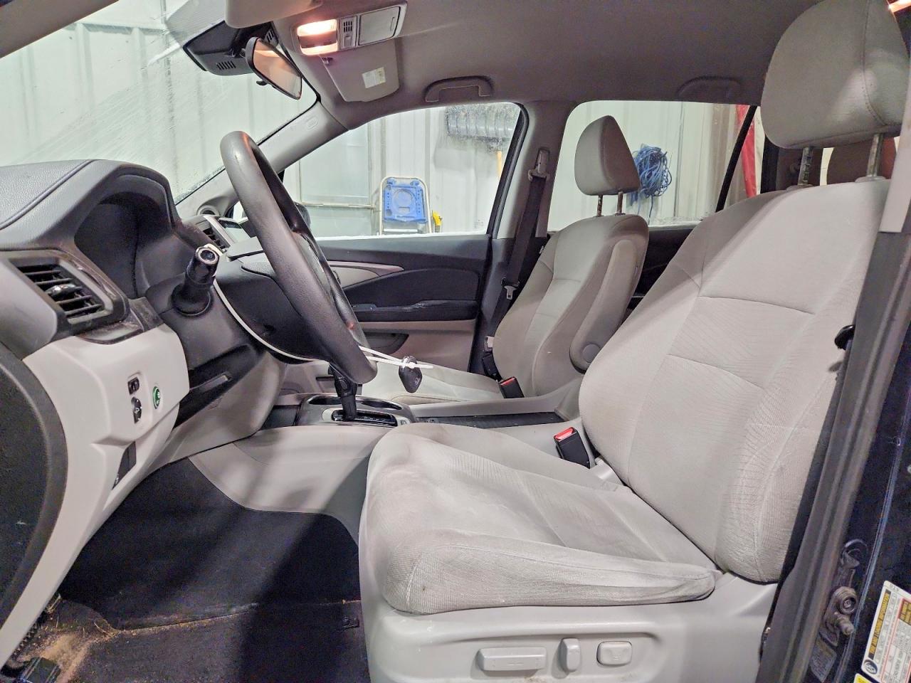 2016 HONDA PILOT EX photo 7