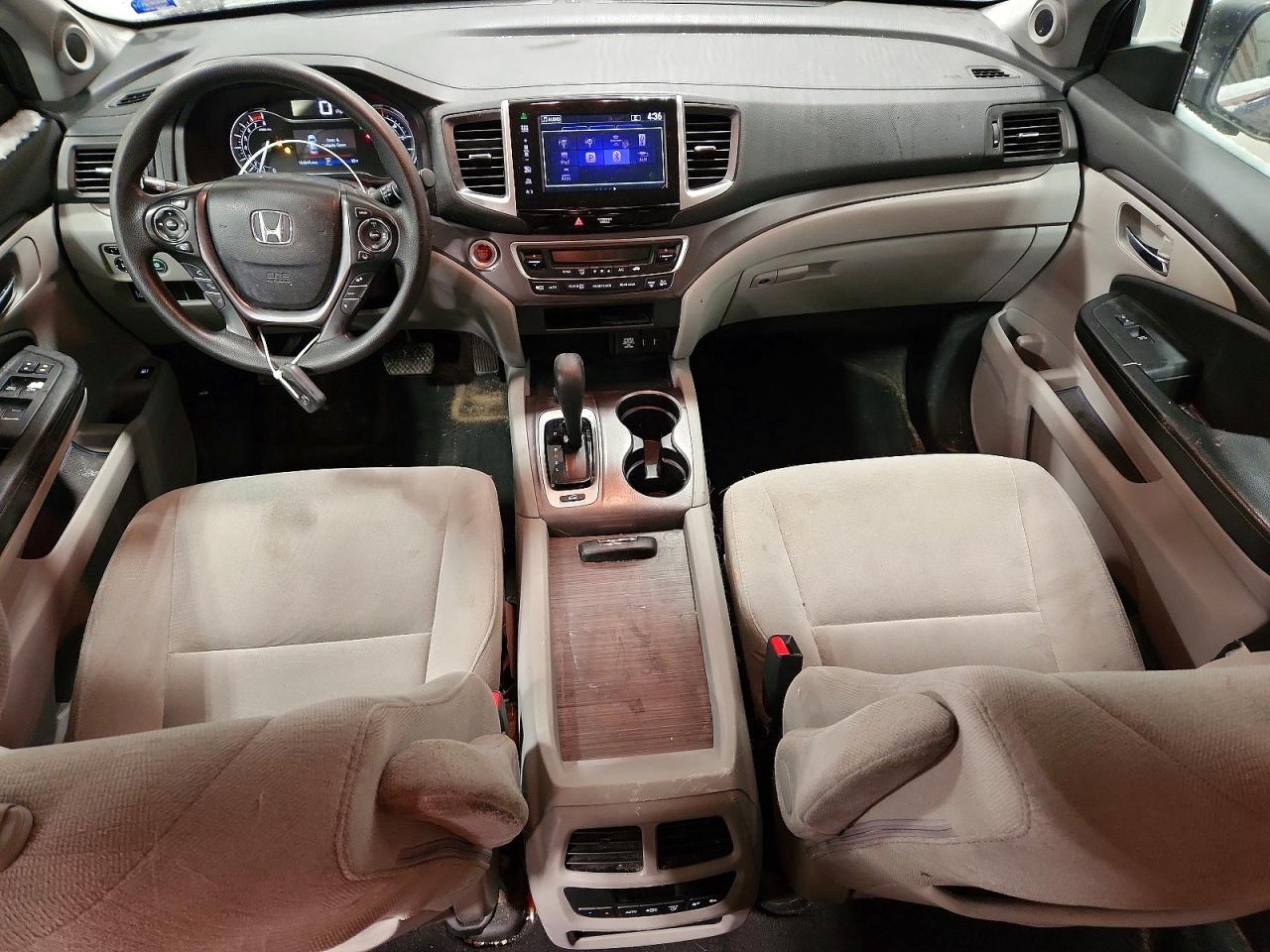 2016 HONDA PILOT EX photo 8