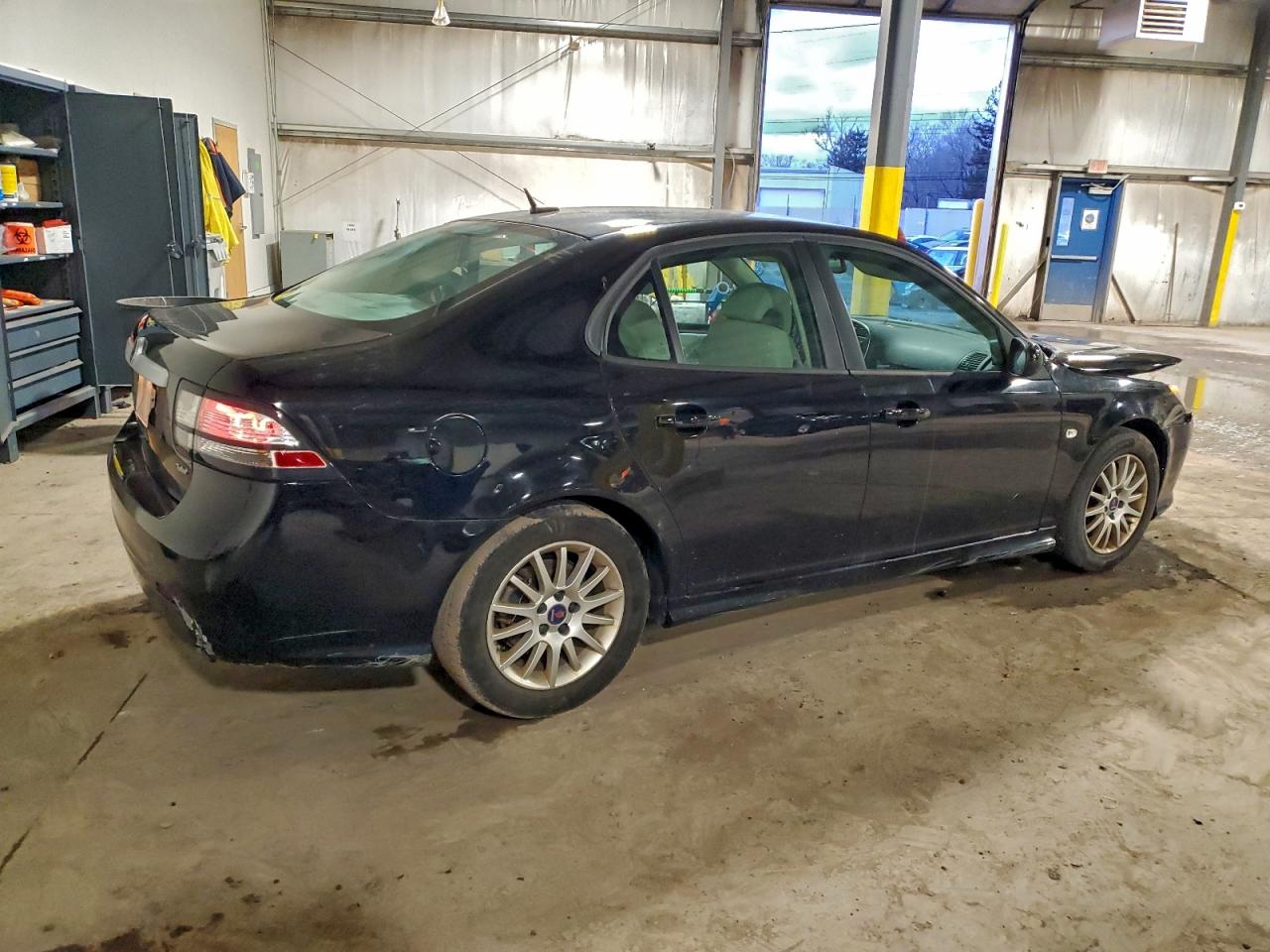 2011 SAAB 9-3 2.0T photo 3