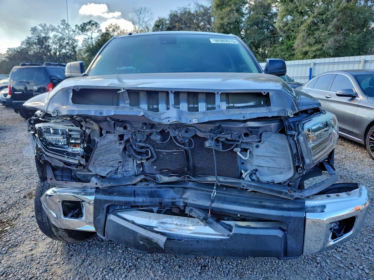 2018 TOYOTA TUNDRA CREWMAX SR5 photo 9