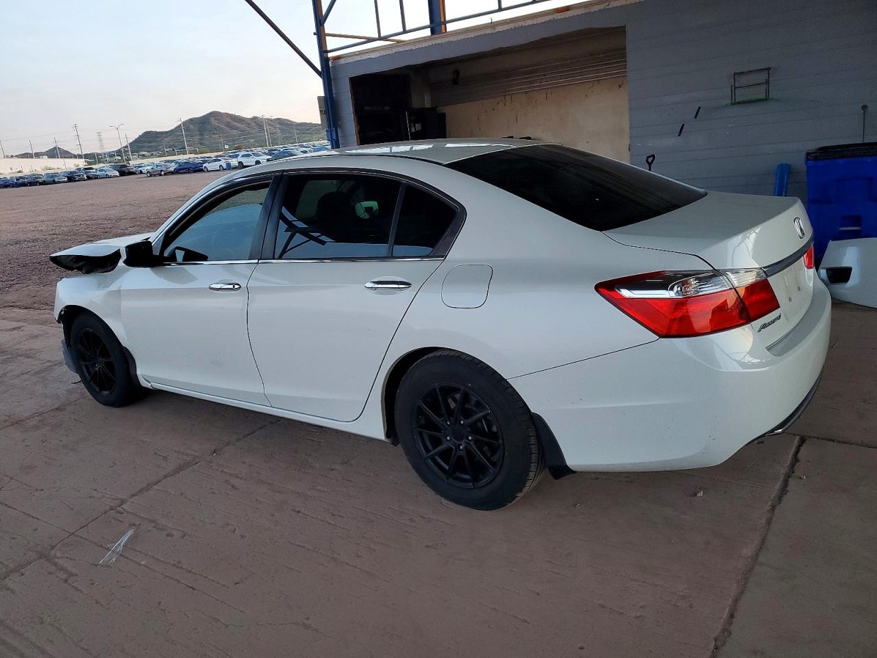 2013 HONDA ACCORD LX photo 2
