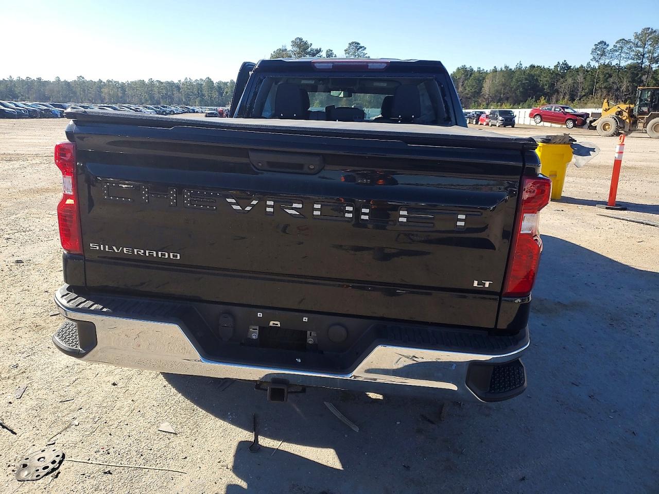 2020 CHEVROLET SILVERADO C1500 LT photo 6