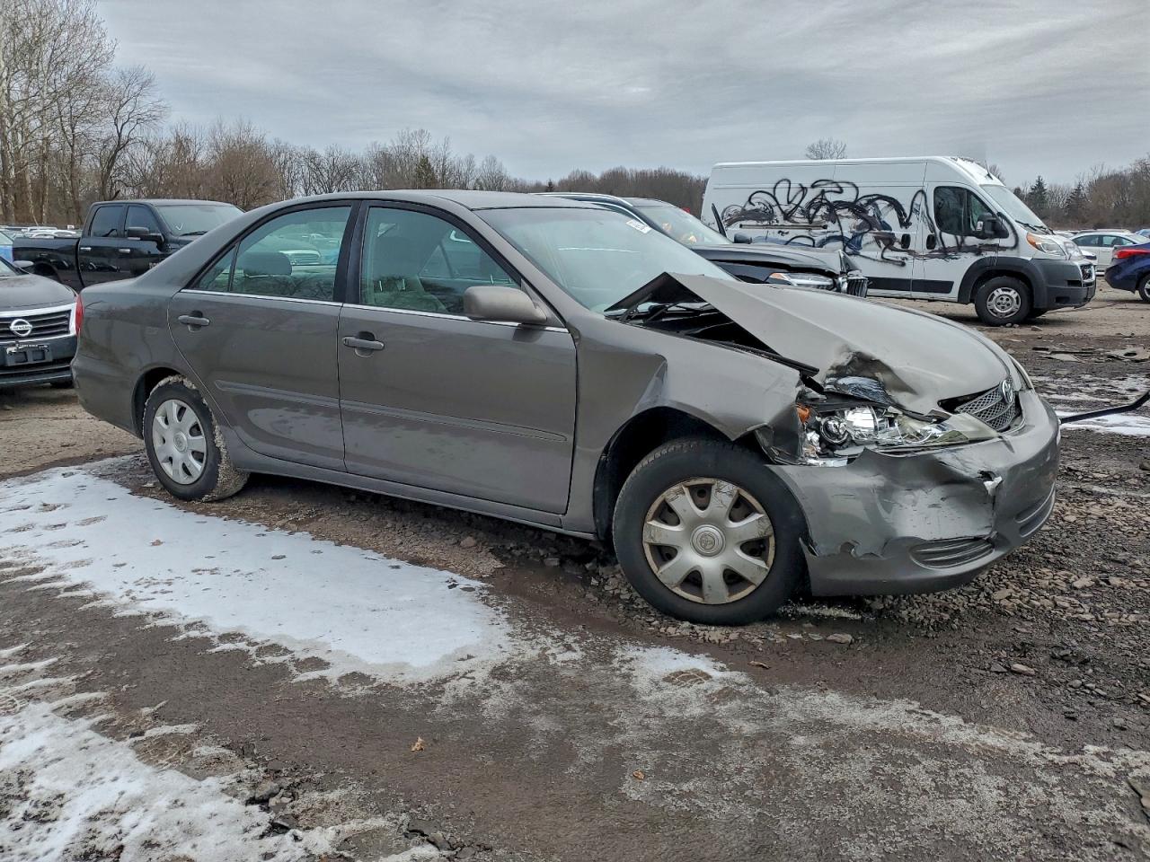 2002 TOYOTA CAMRY LE photo 7