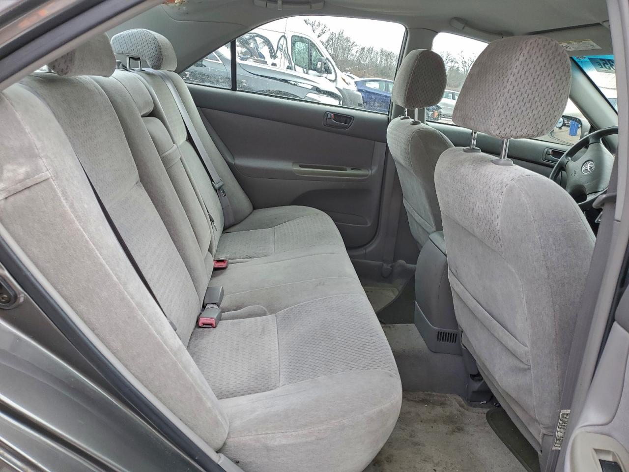 2002 TOYOTA CAMRY LE photo 19