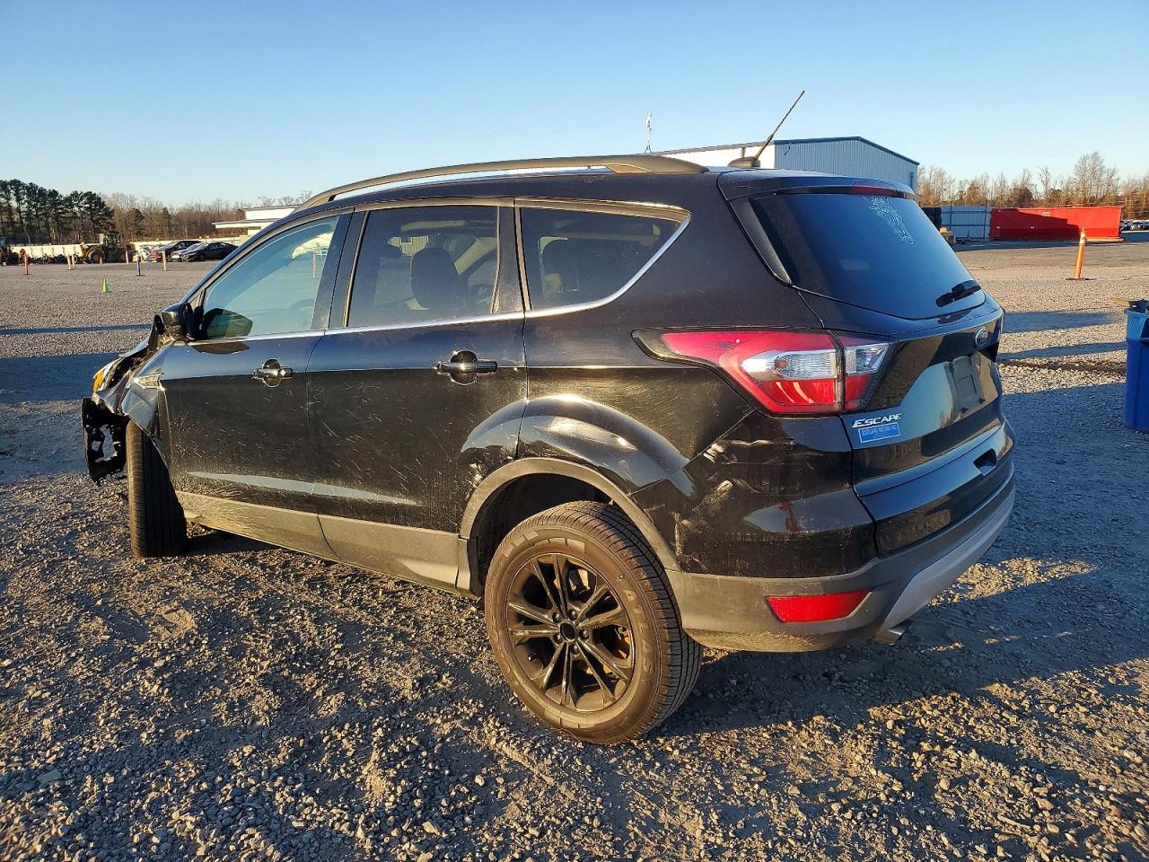 2018 FORD ESCAPE SE photo 3