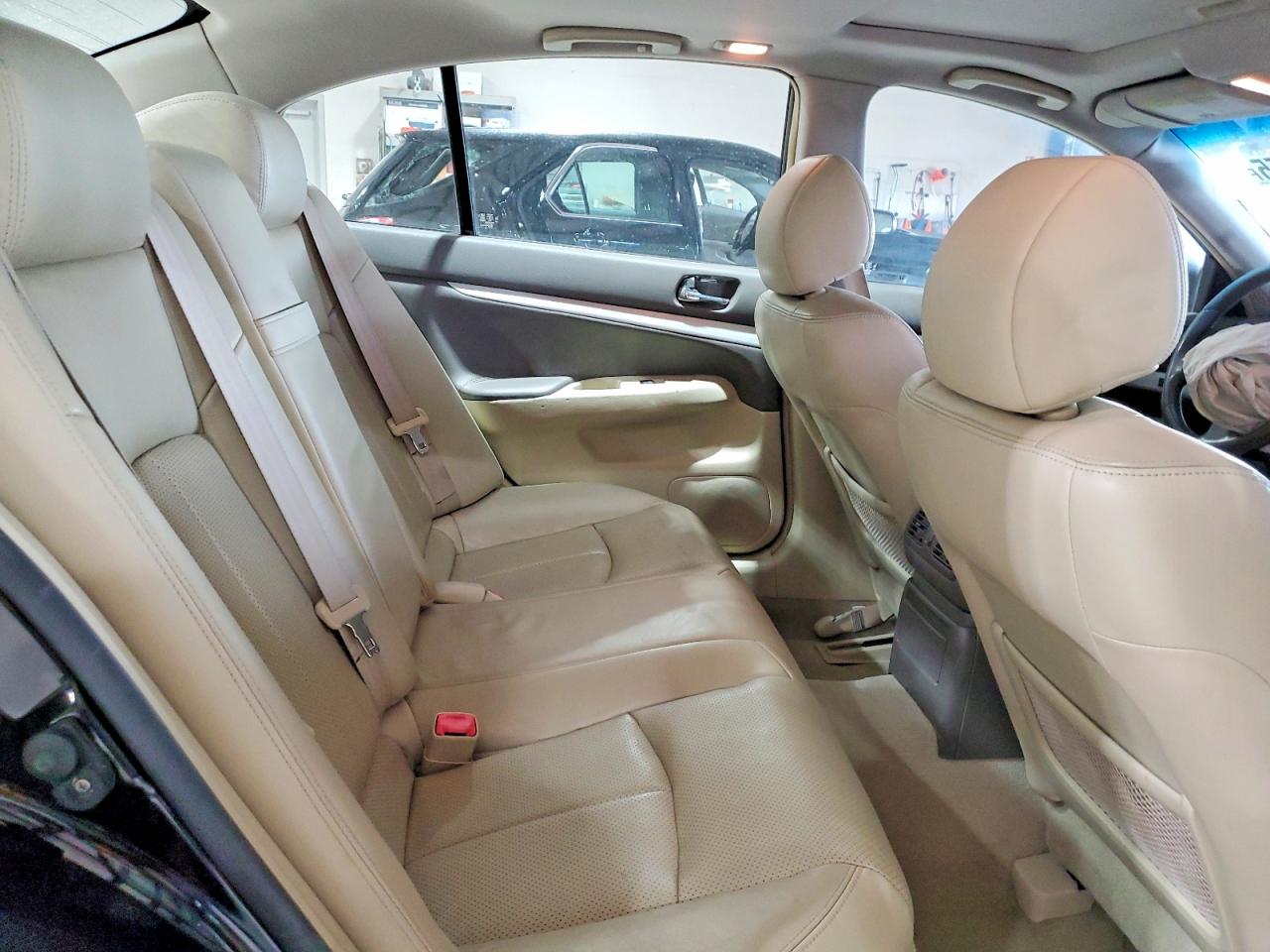 2009 INFINITI G37 photo 19