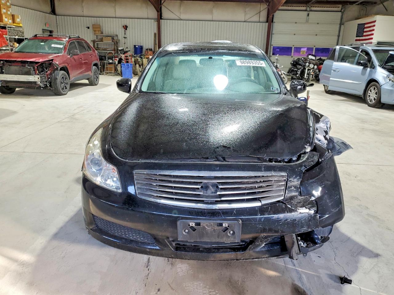 2009 INFINITI G37 photo 9