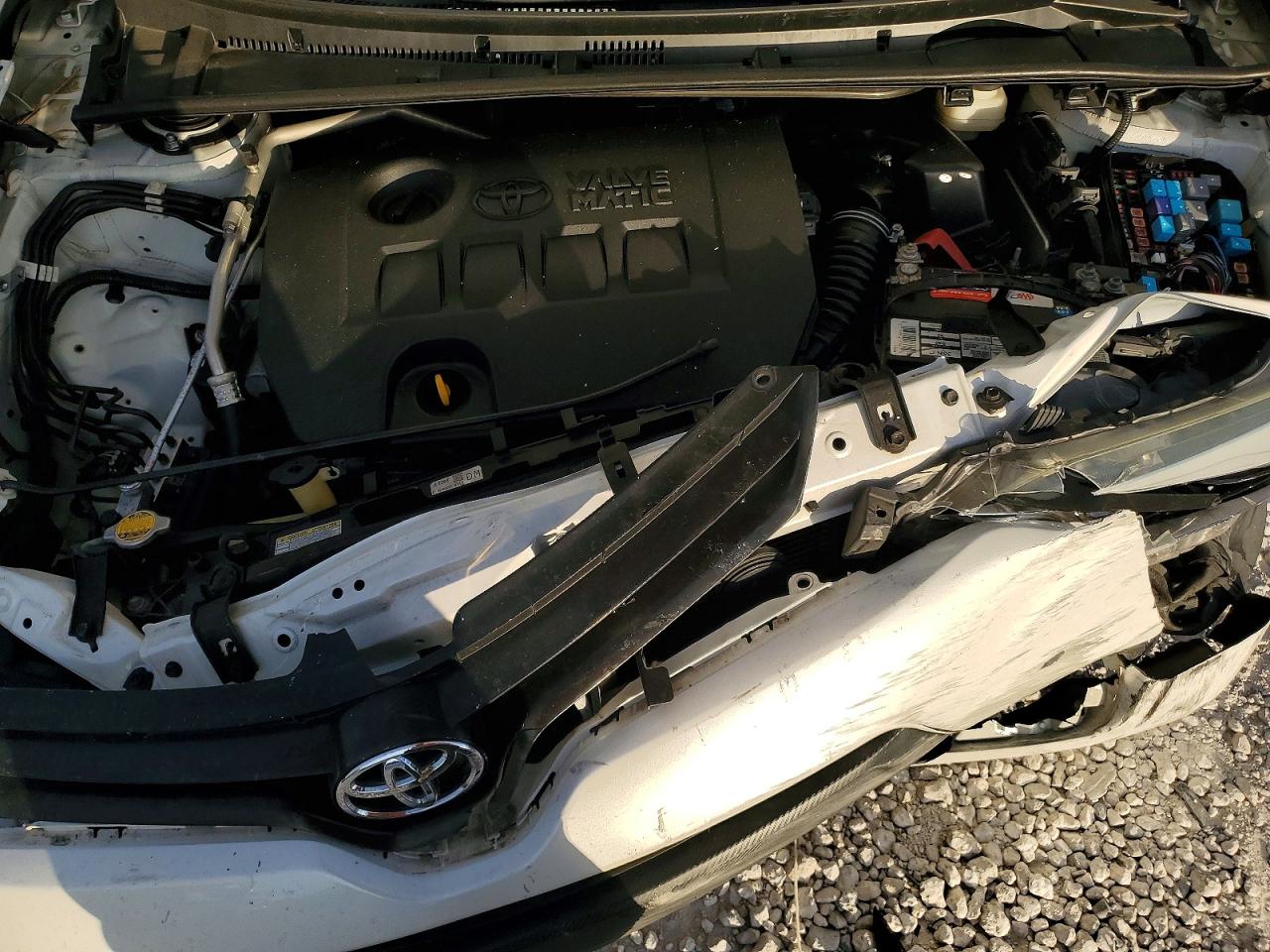 2014 TOYOTA COROLLA ECO photo 11