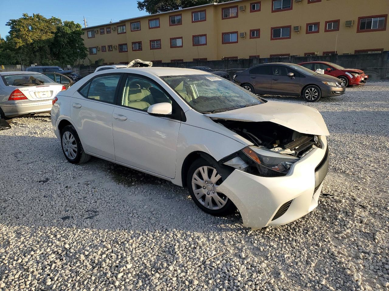 2014 TOYOTA COROLLA ECO photo 4