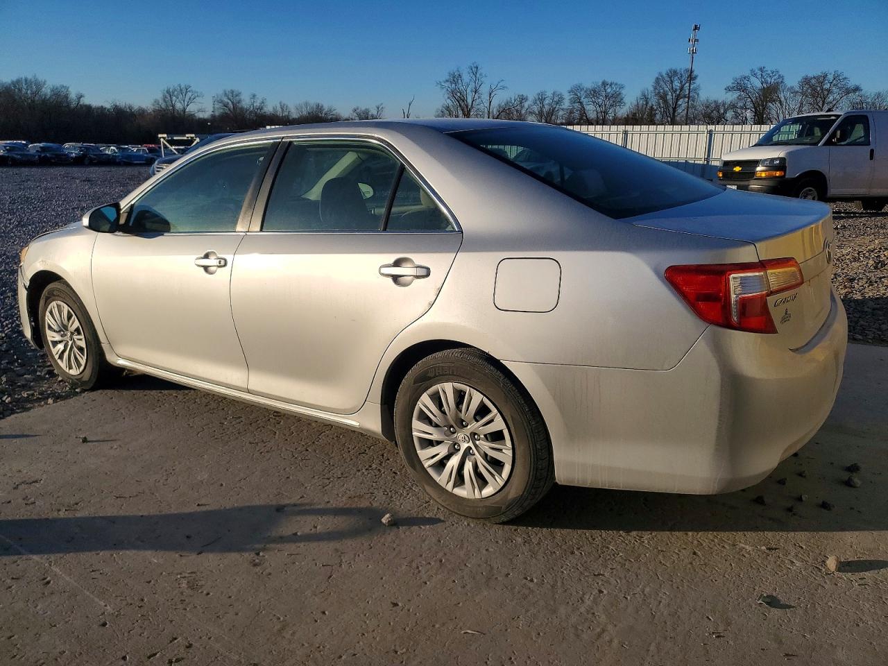 2012 TOYOTA CAMRY BASE photo 2