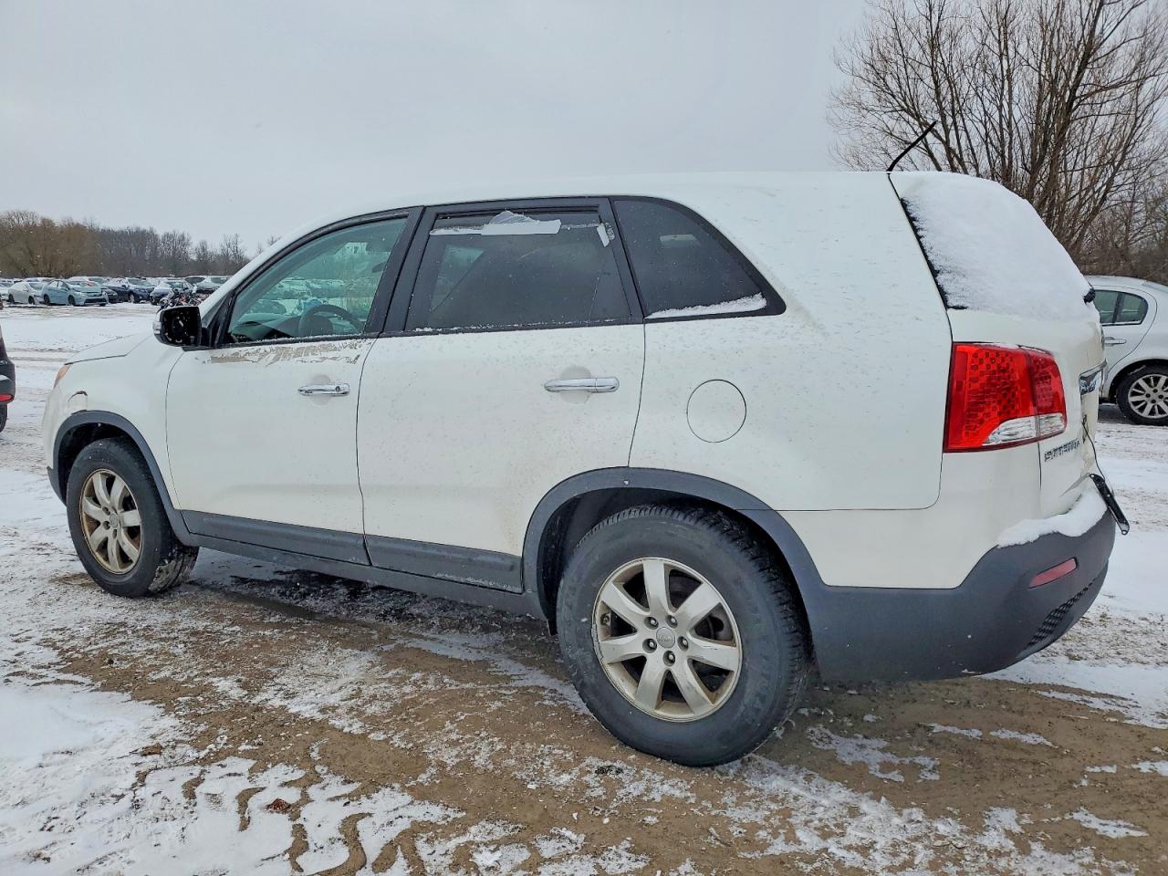 2012 KIA SORENTO BASE photo 2
