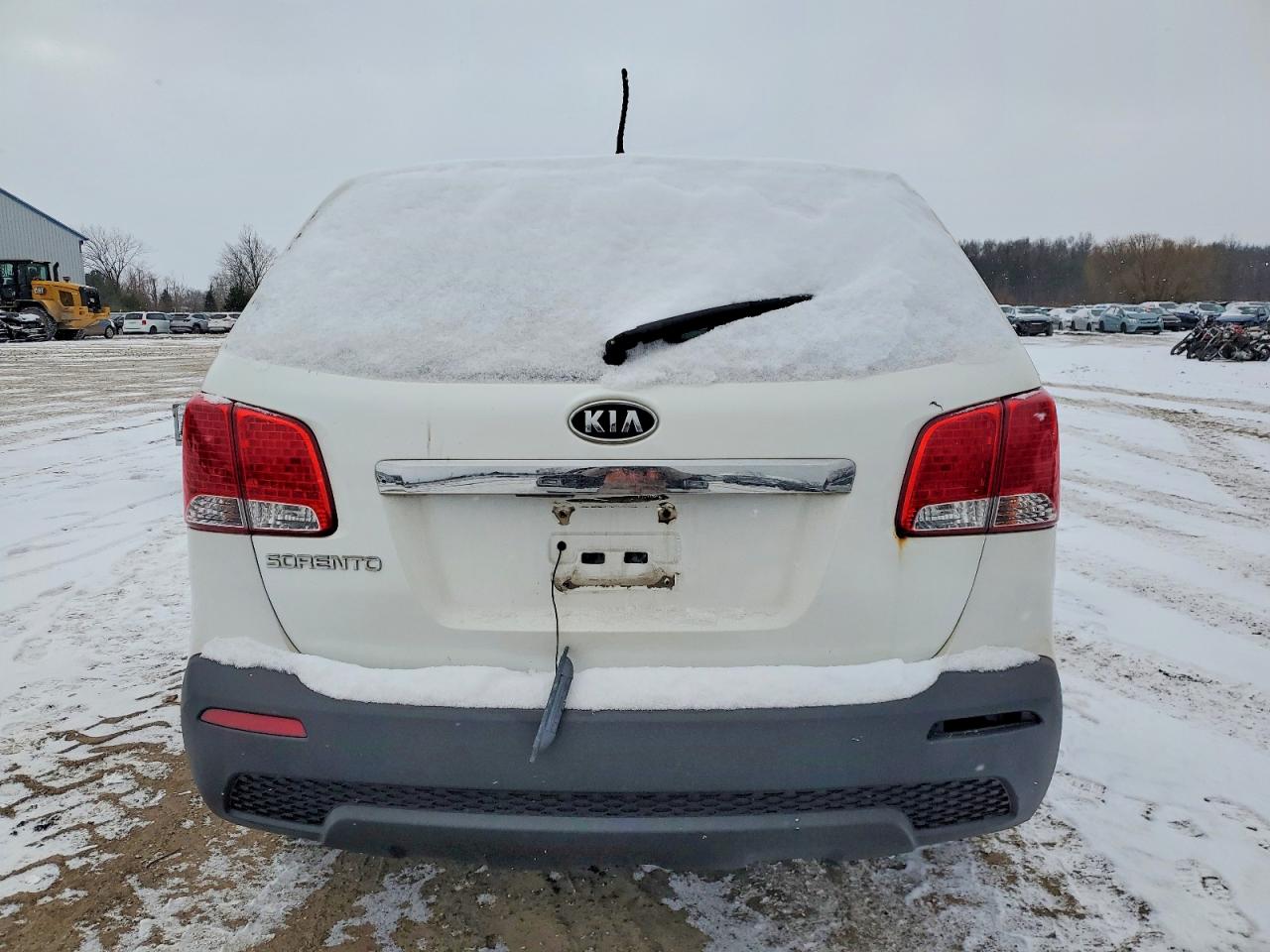 2012 KIA SORENTO BASE photo 6