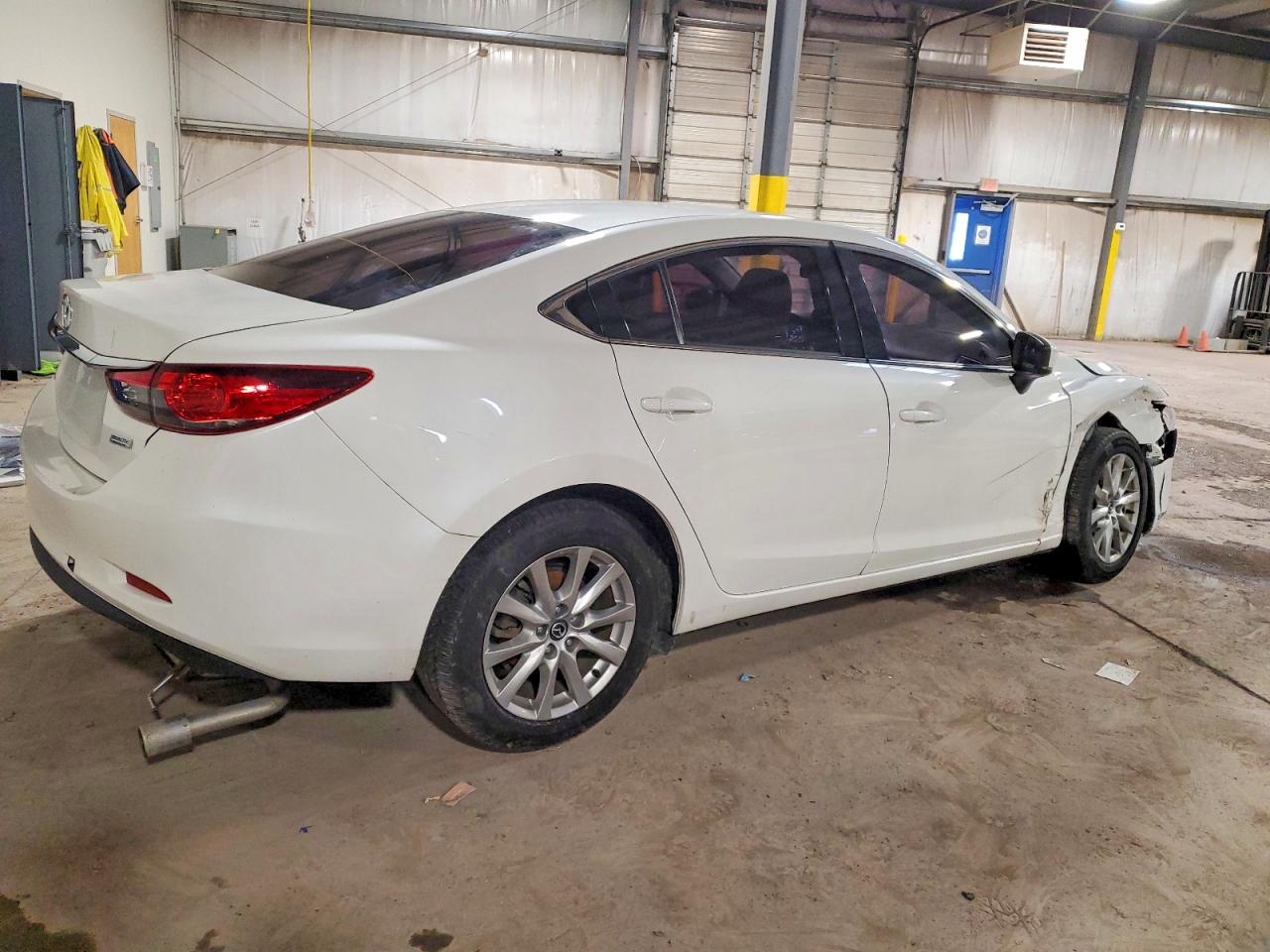 2017 MAZDA 6 SPORT photo 3