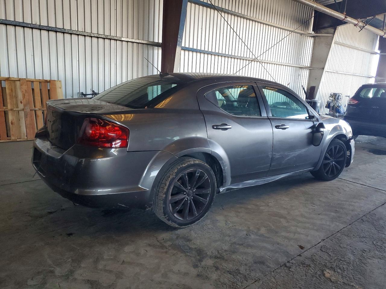 2014 DODGE AVENGER SE photo 3