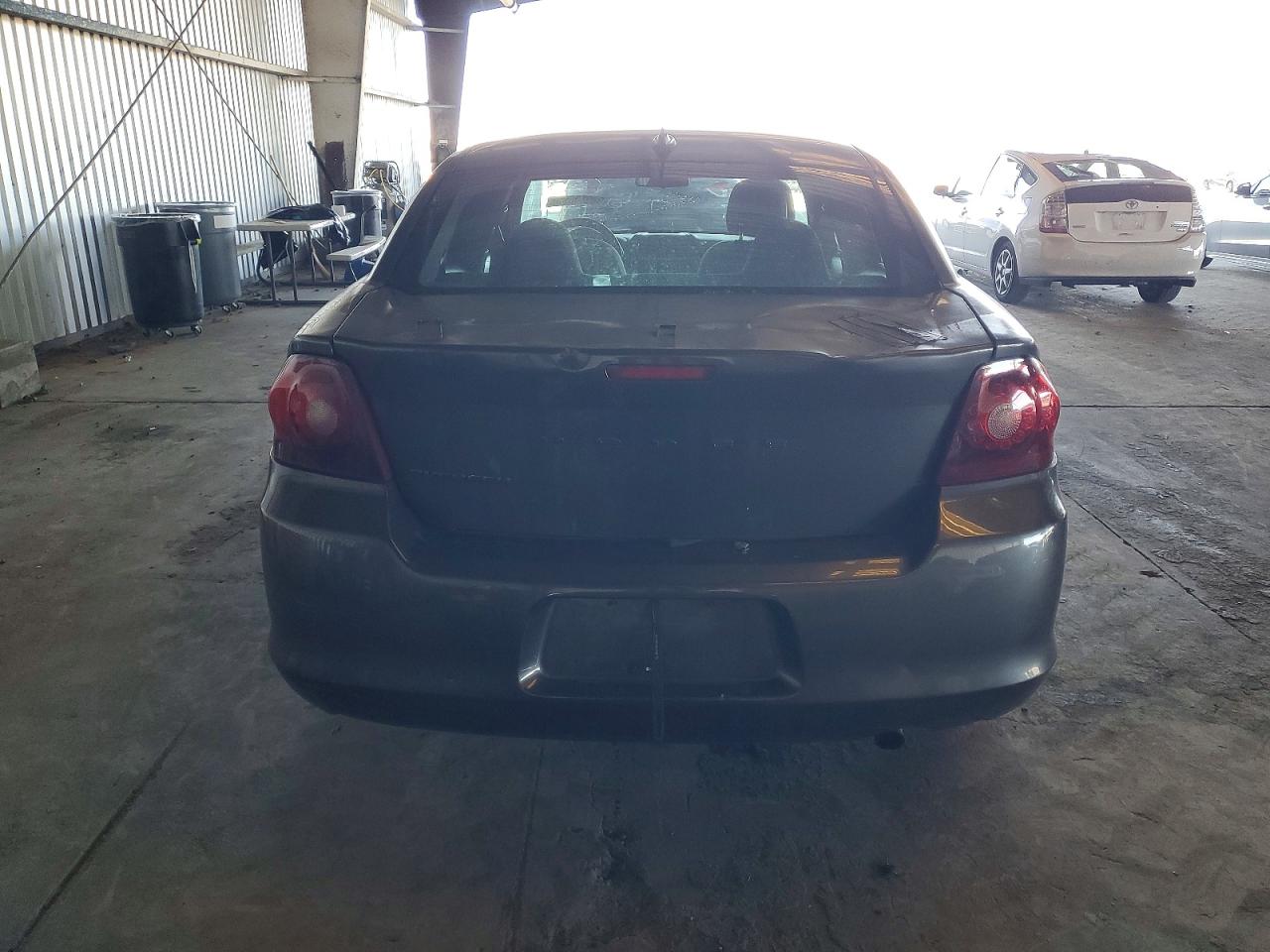 2014 DODGE AVENGER SE photo 6