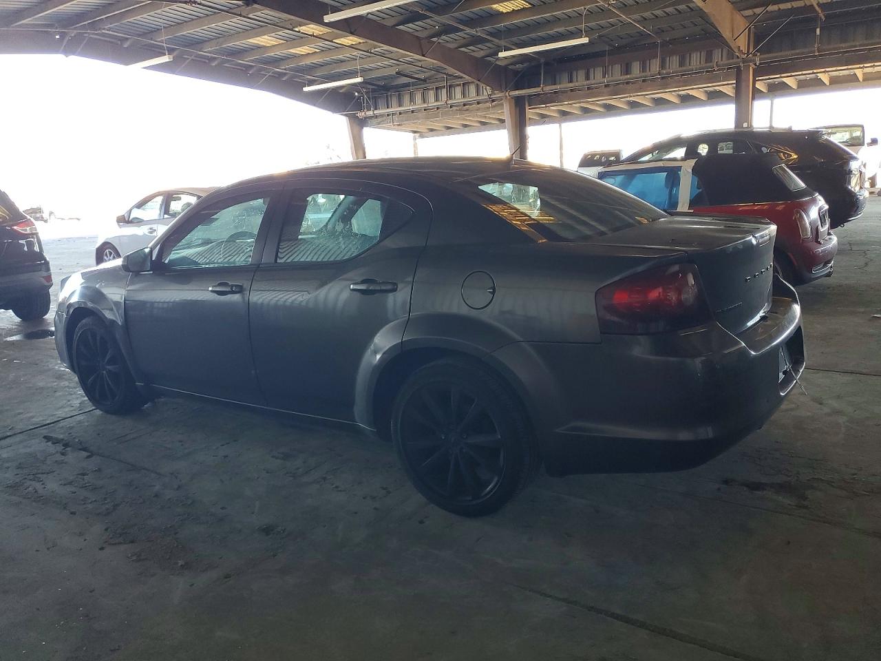 2014 DODGE AVENGER SE photo 2