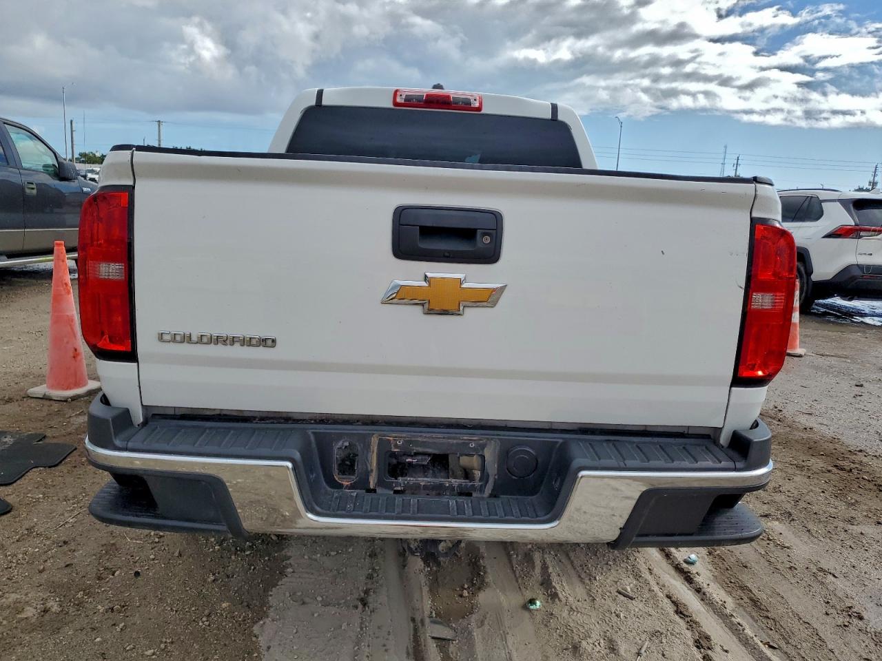 2019 CHEVROLET COLORADO photo 6