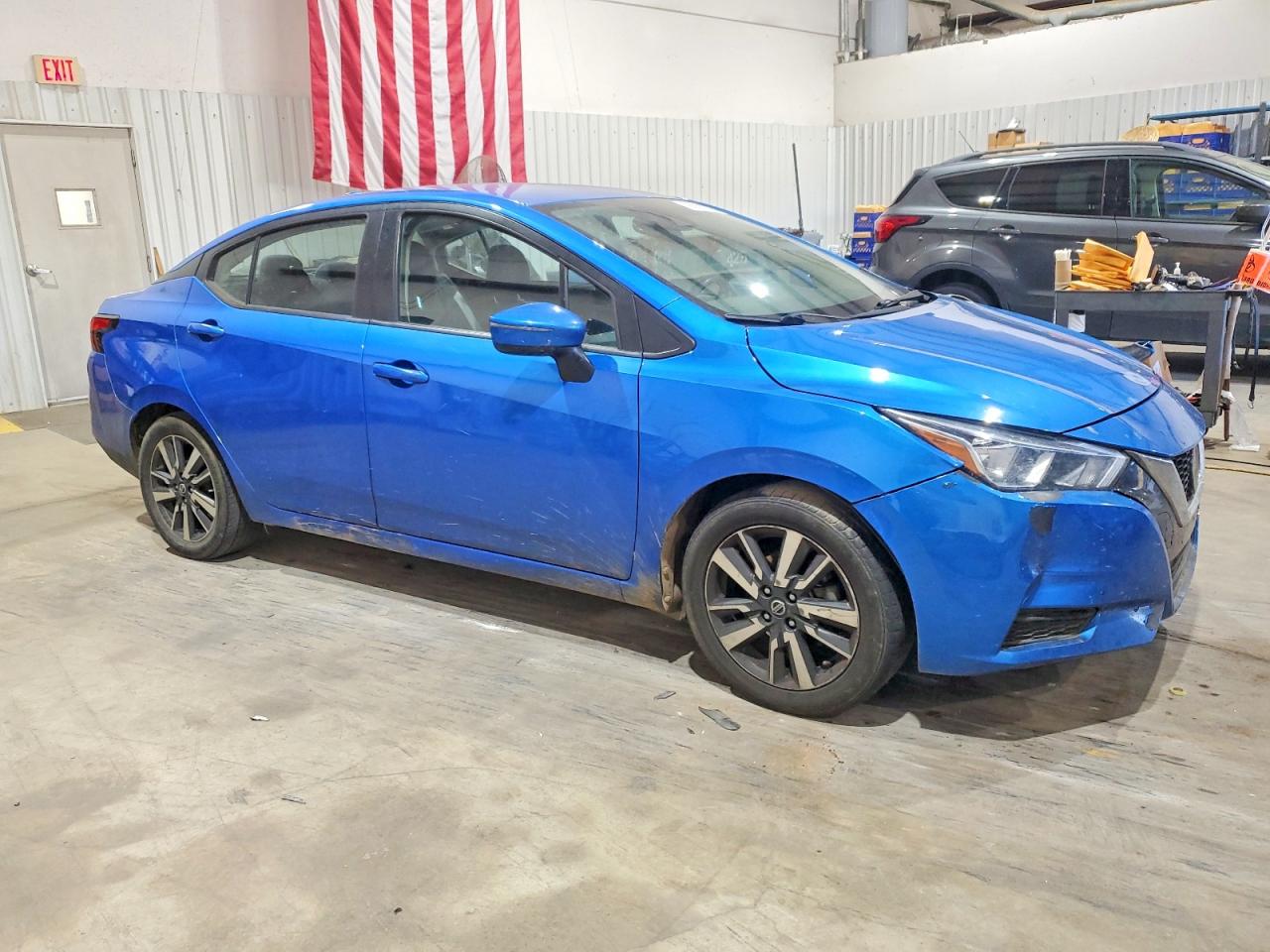 2021 NISSAN VERSA SV photo 4