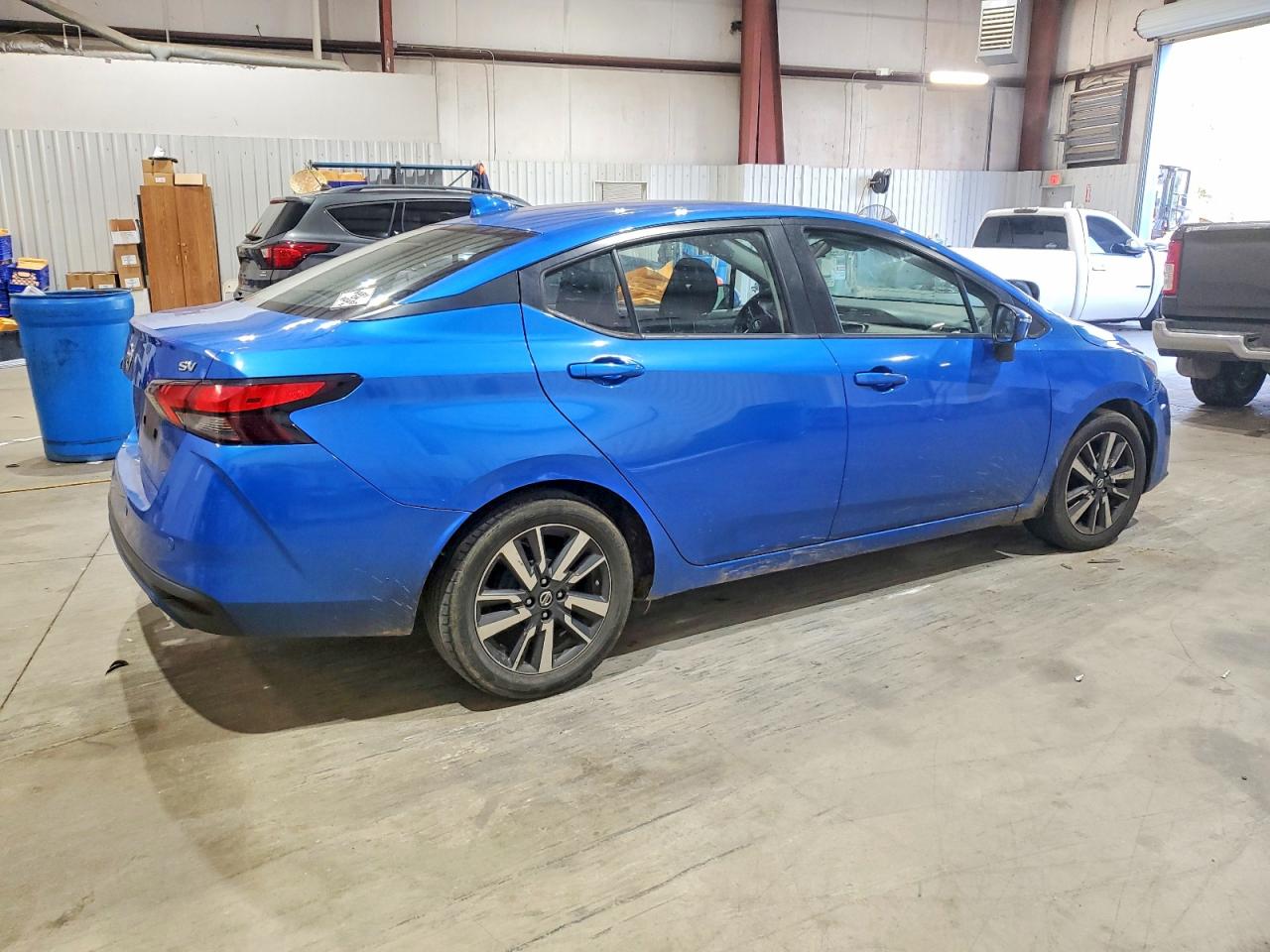 2021 NISSAN VERSA SV photo 3