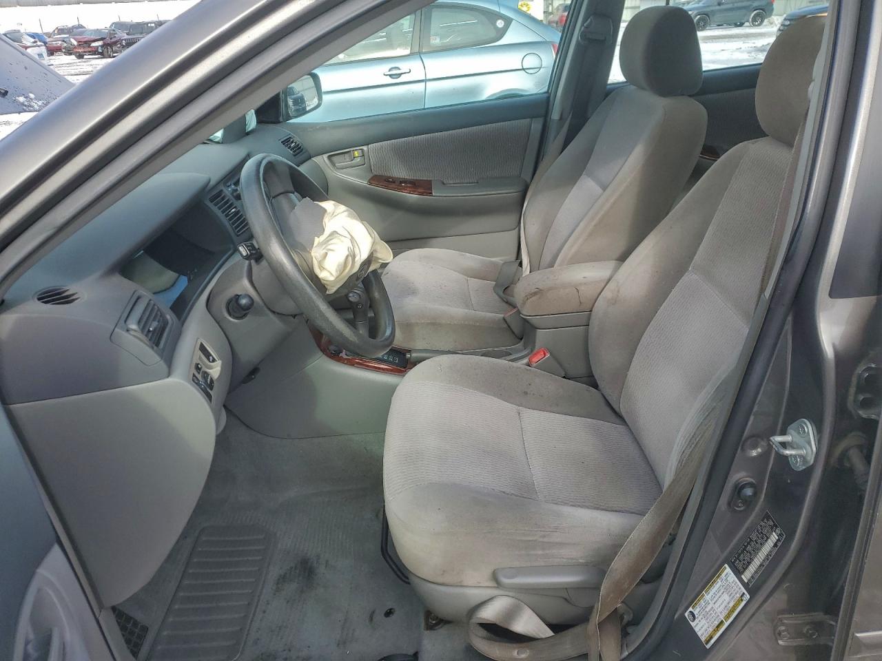 2006 TOYOTA COROLLA CE photo 7
