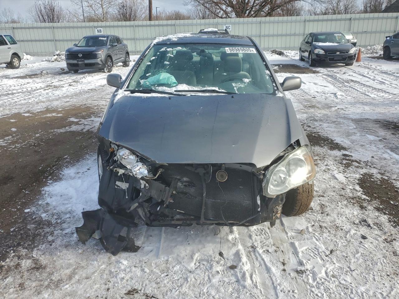 2006 TOYOTA COROLLA CE photo 5