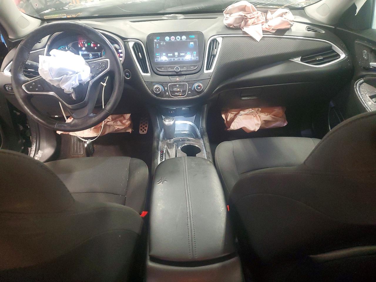 2017 CHEVROLET MALIBU LT photo 15