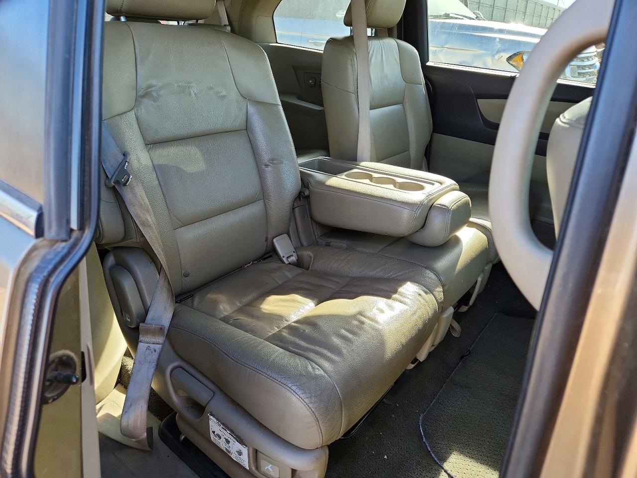 2012 HONDA ODYSSEY EXL photo 11