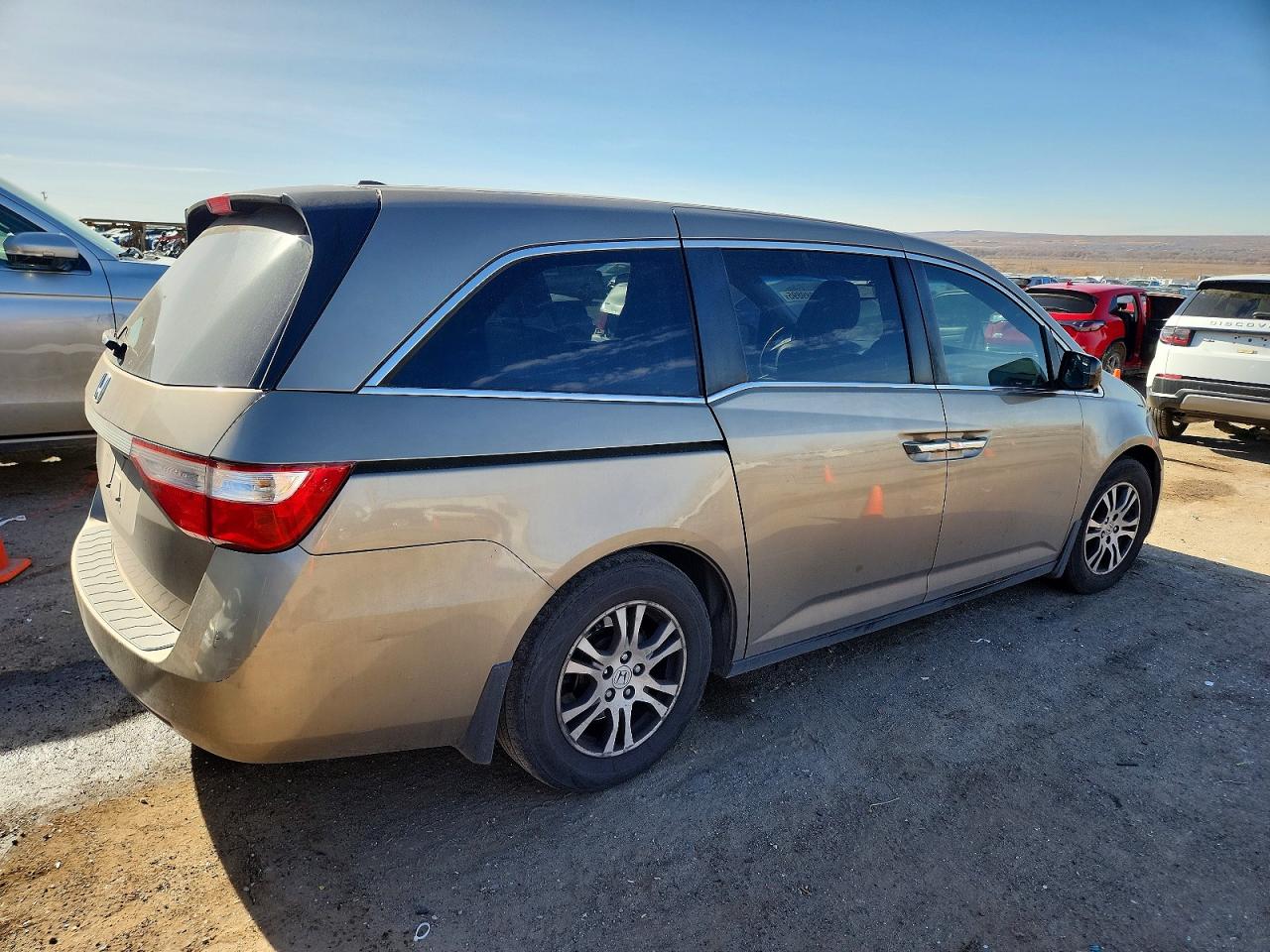 2012 HONDA ODYSSEY EXL photo 3
