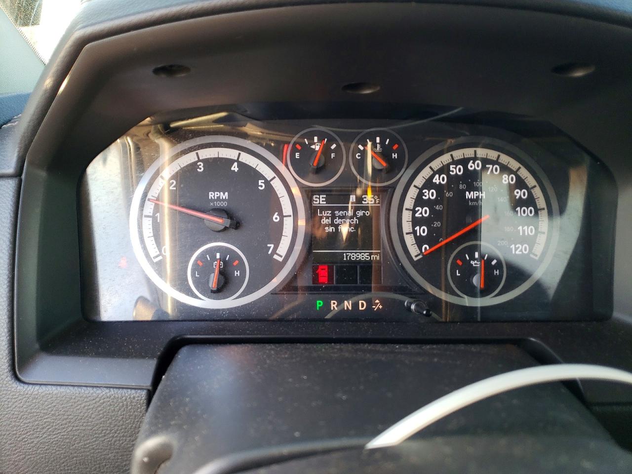 2010 DODGE RAM 1500 photo 9