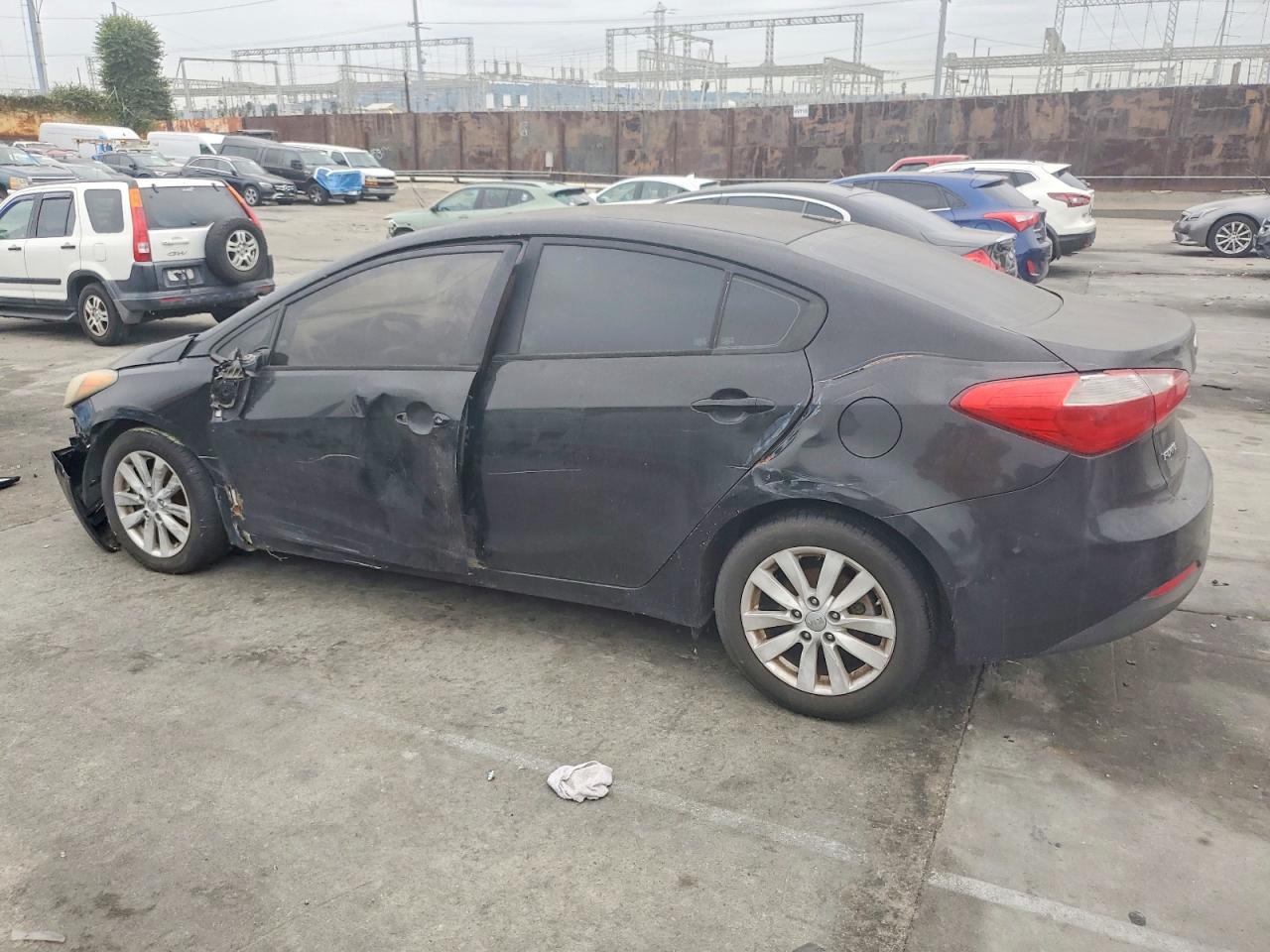 2015 KIA FORTE LX photo 2