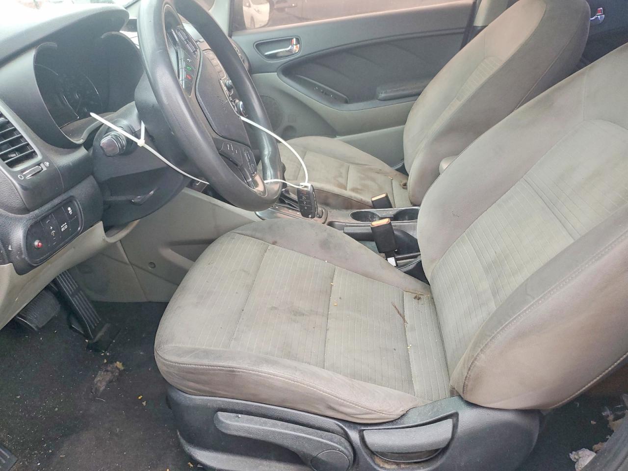 2015 KIA FORTE LX photo 7