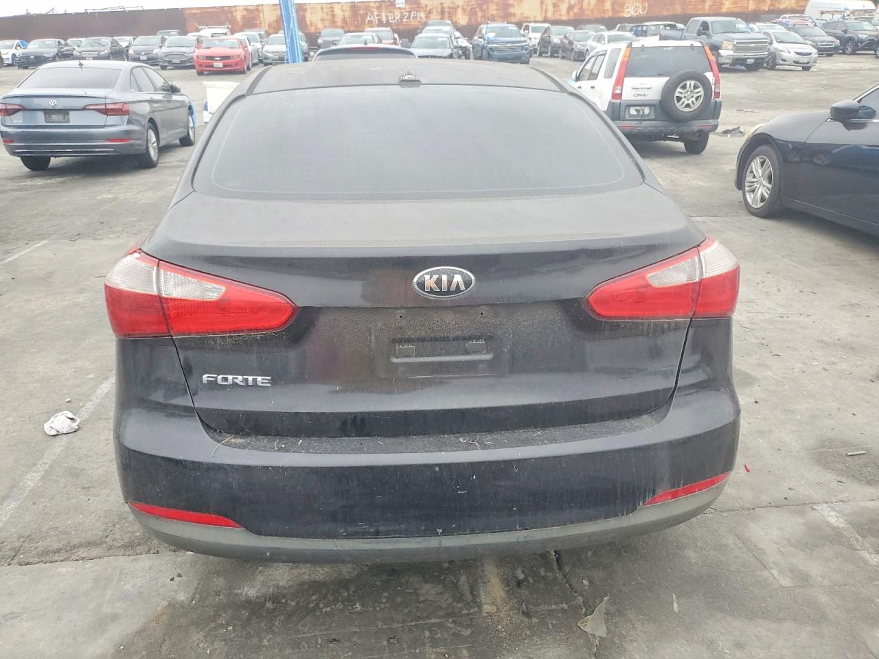 2015 KIA FORTE LX photo 6