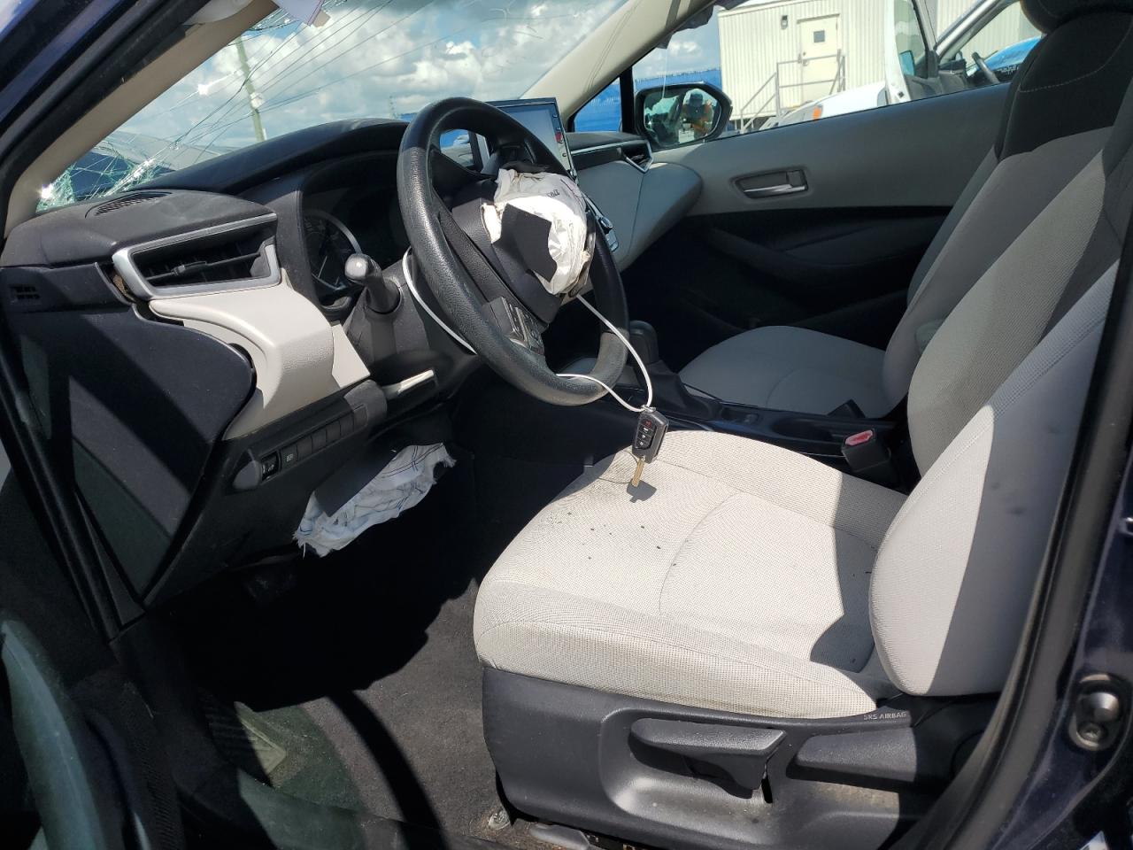 2020 TOYOTA COROLLA LE photo 7
