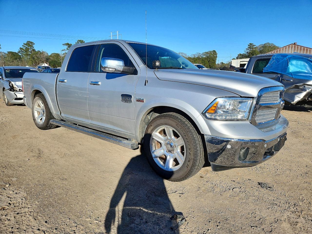 2016 RAM 1500 LONGHORN photo 4